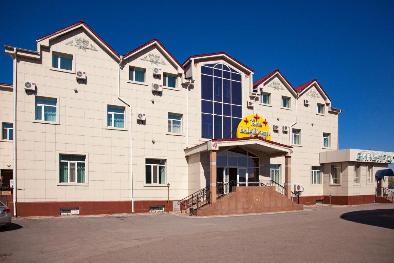 Ak Samal Hotel Karagandy Esterno foto